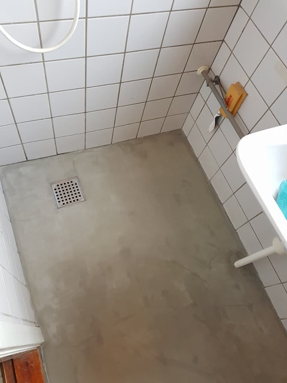 microcement-gulv-badevaerelse